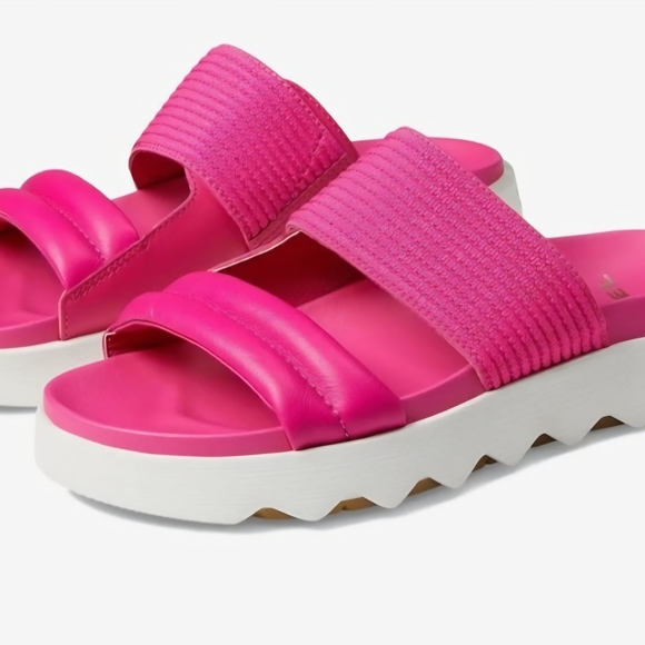 Sorel Women's Pink Slide Sandals - Picture 7 of 10
